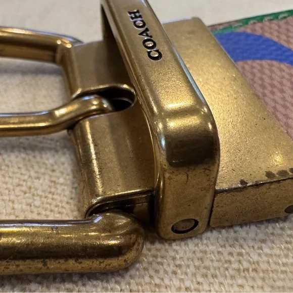 Roller Buckle Reversible Belt
In Rainbow Signature Canvas - Picture 11 of 13